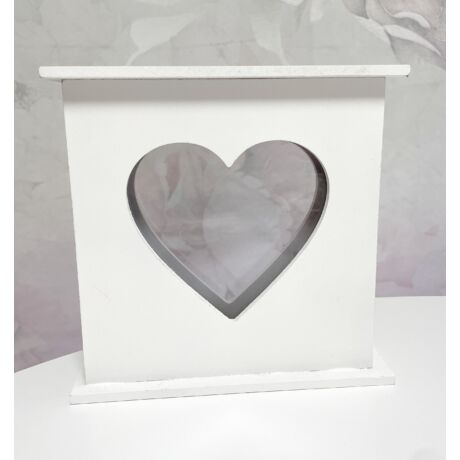 Homoköntő doboz szív ablakkal